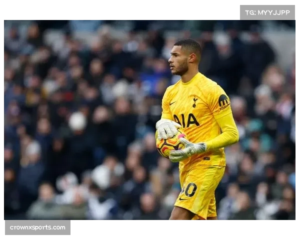 纽卡主场迎战热刺，西蒙斯与托纳利领衔阵容出击